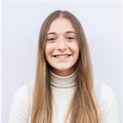Titulada recientemente en Educación Primaria, con gran parte del grado cursado en inglés. Experiencia práctica en dos colegios.